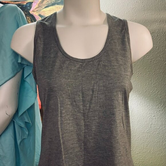 Tops - GREY TANK TOP CROSS BAK NWT